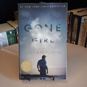 Gone Girl by Gillian Flynn